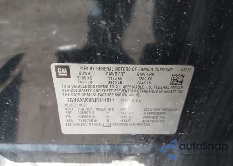 2018 Chevrolet Equinox Premier из США, поврежденный, VIN 2GNAXVEV8J6111011